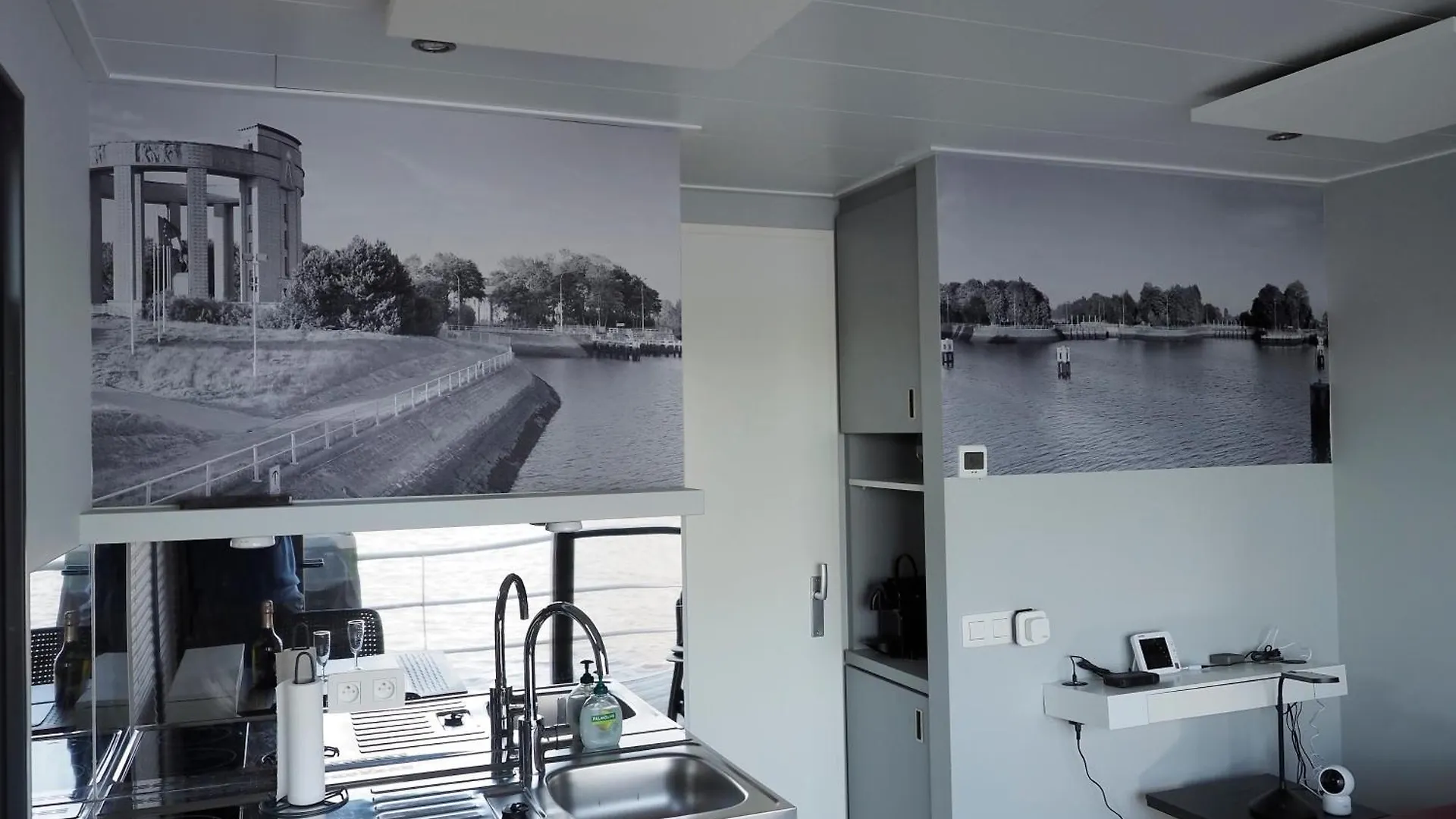 Hotel Houseboat Tiny Griffin Nieuwpoort Bélgica